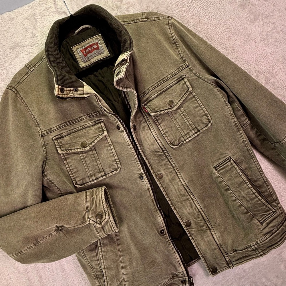 Levi's Mens Field Jacket Size Medium Olive Green Quilted Lined Utility Military